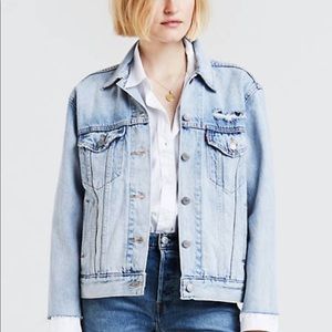 Levi’s Premium | Ex-Boyfriend zip sleeve trucker